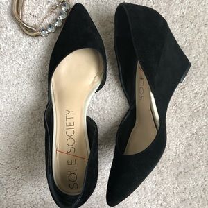 Sole Society Jillian Black Suede Wedges Size 7B